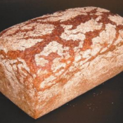 Roggen-Vollkorn-Brot