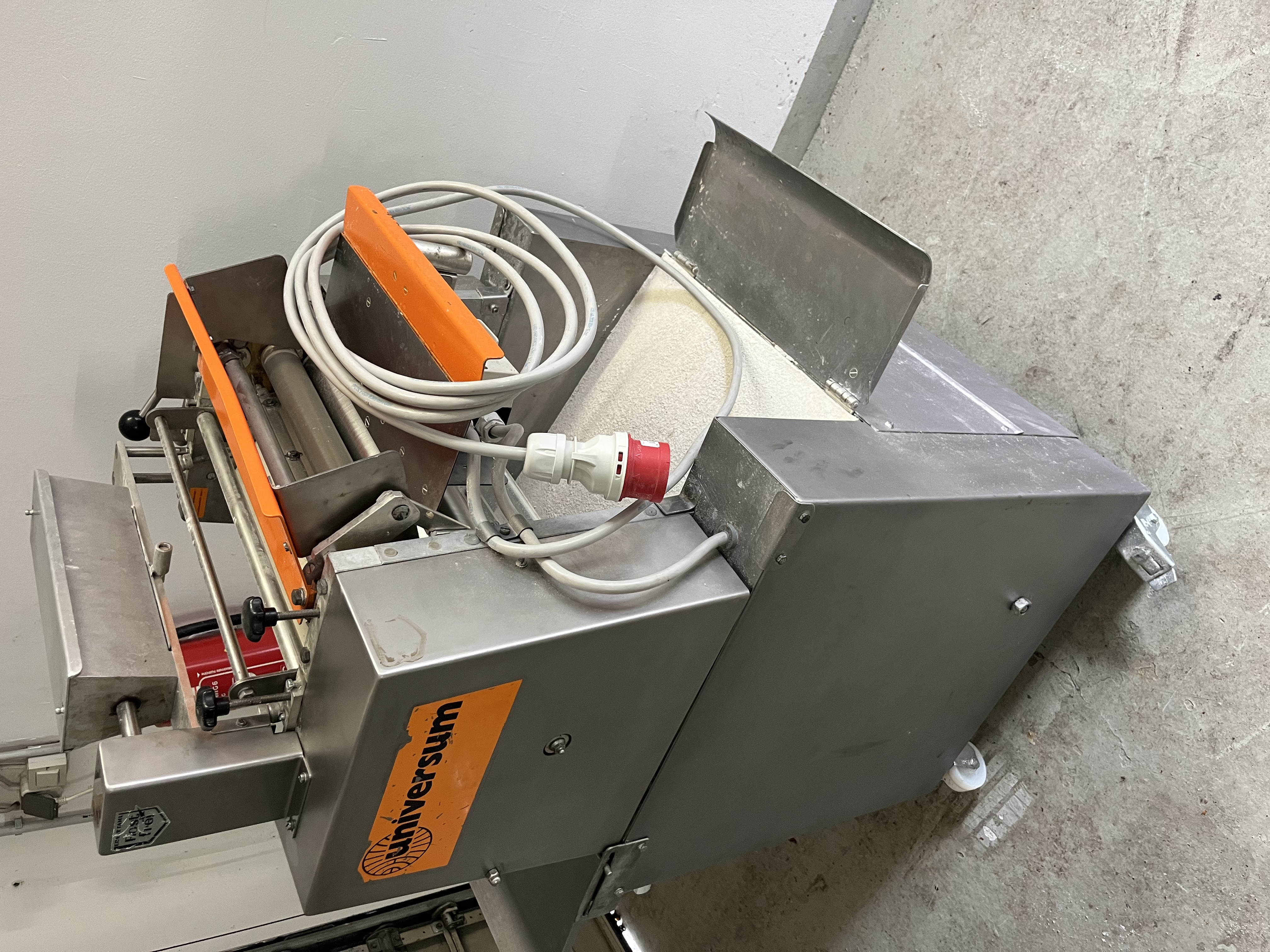 Universum Wickelmaschine 40 iger Bandbreite
