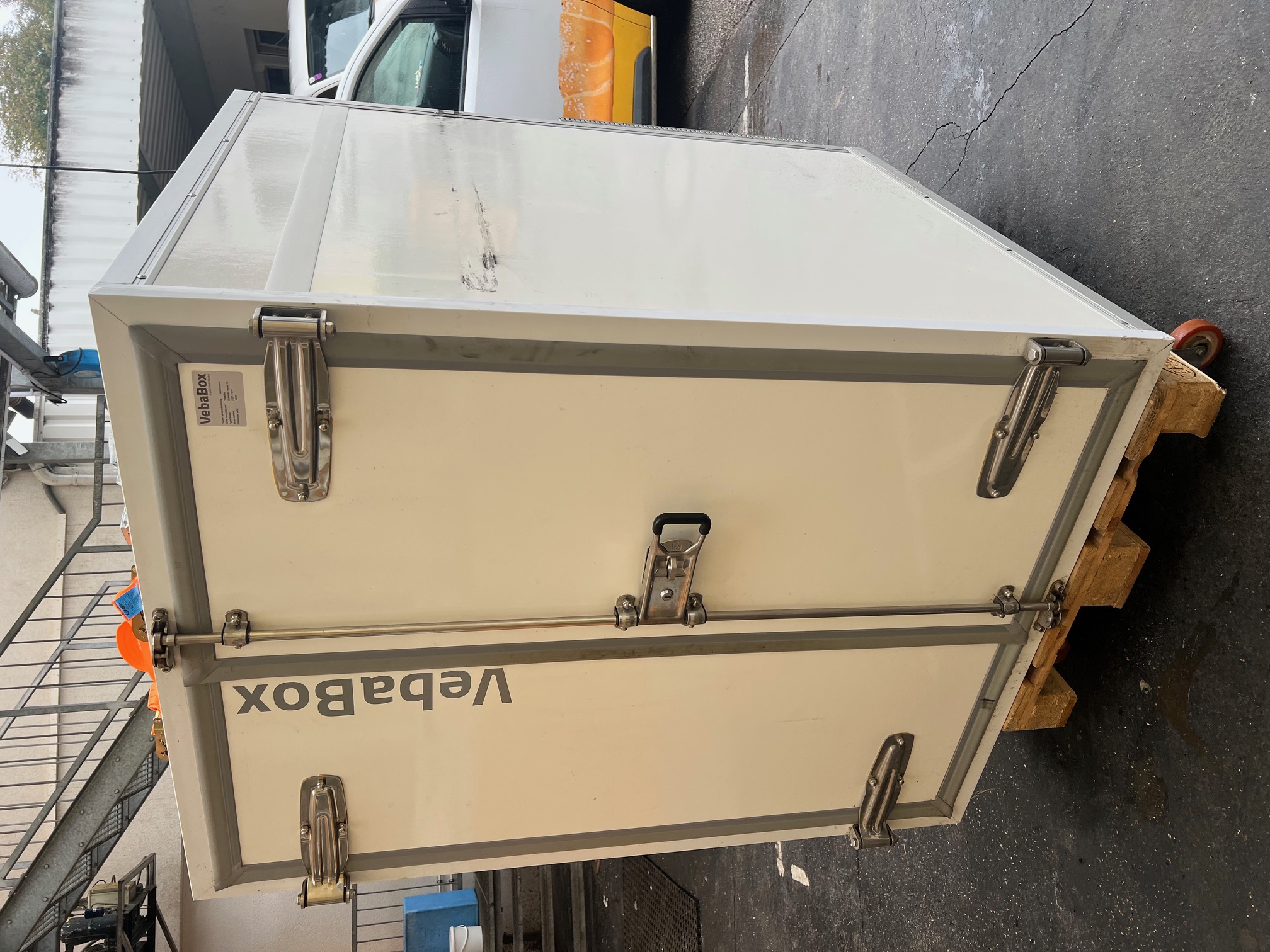 Veba Box, Kühlung für Fahrzeug, Temperaturbereich 10C bic -20C