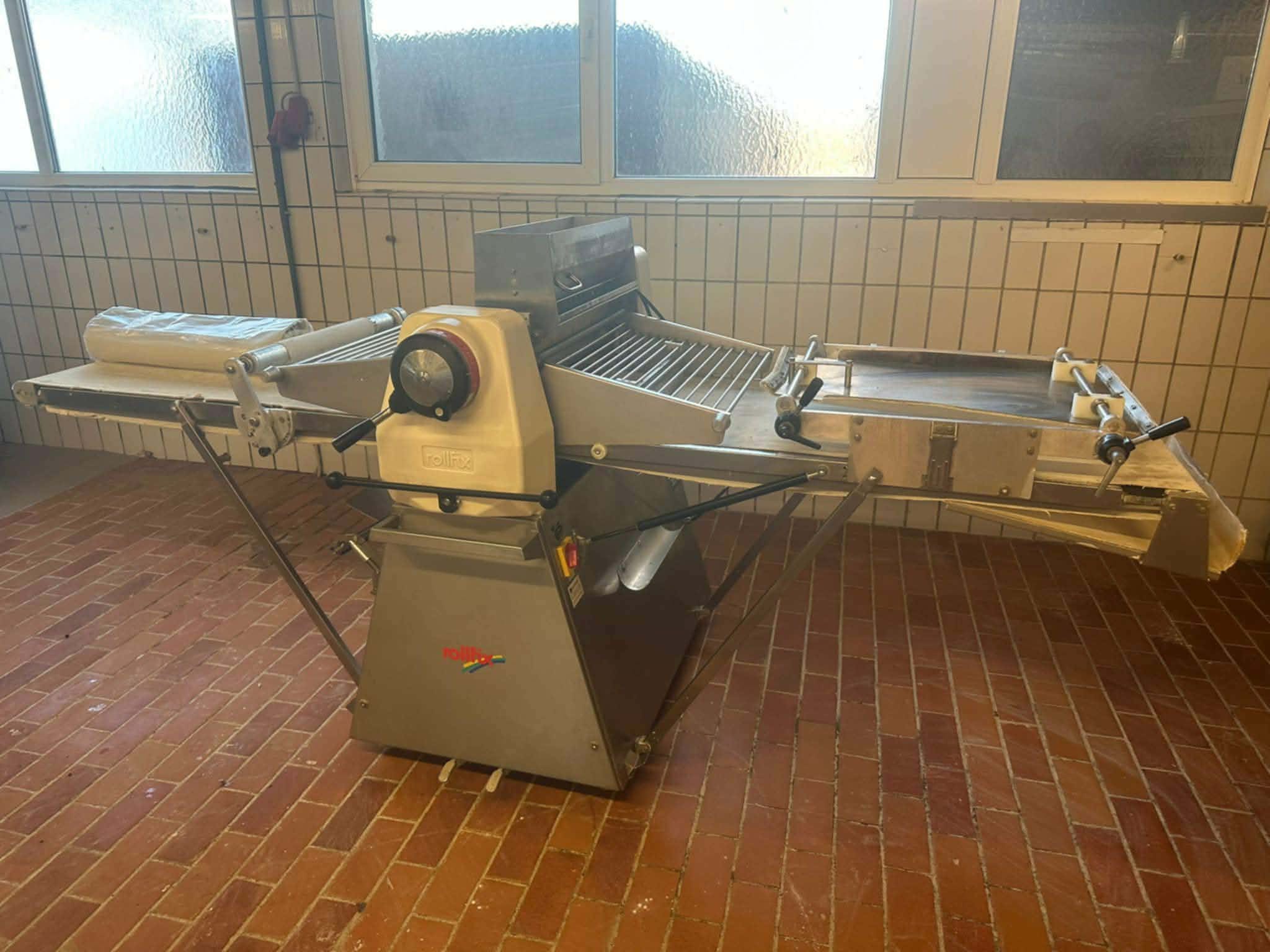 Teigausrollmaschine