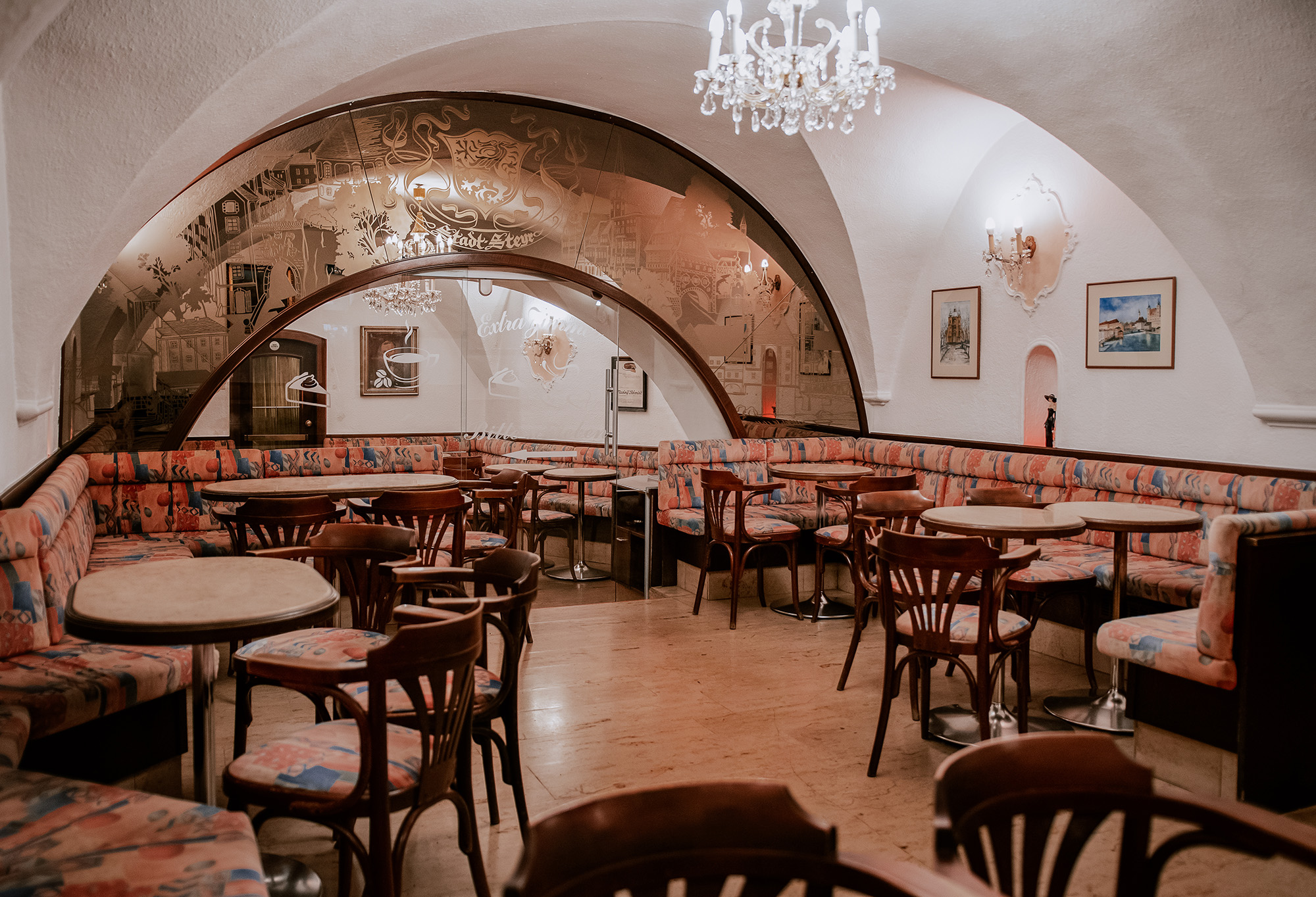 Konditorei zu Übergeben