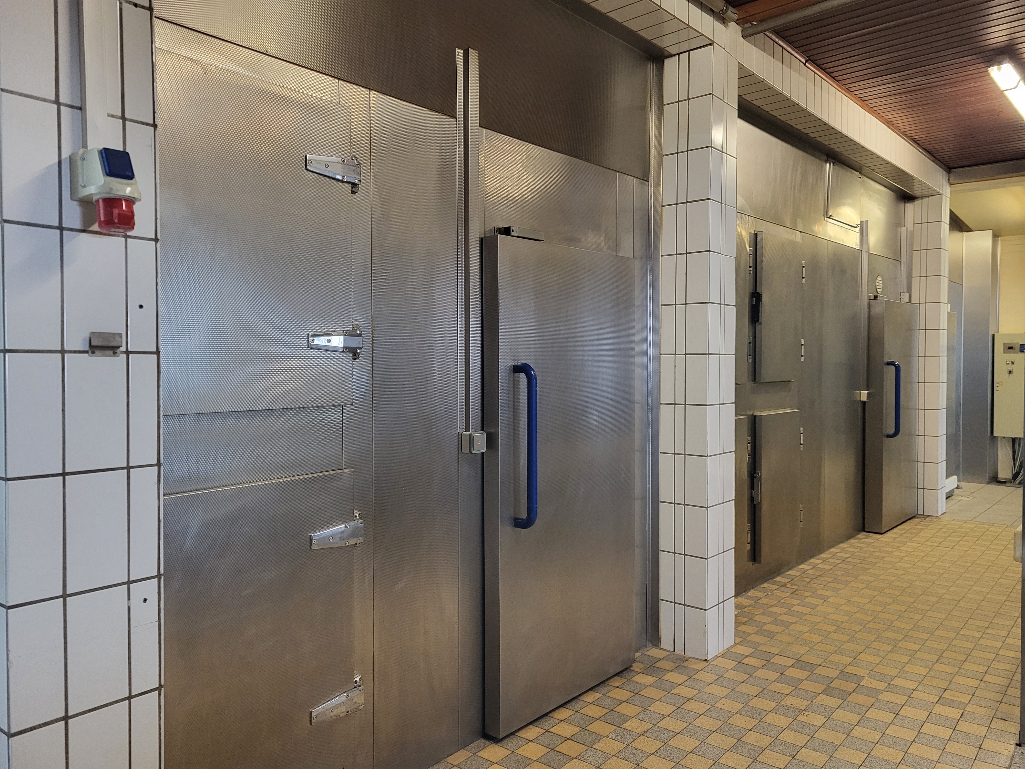 Kühlraum, Tiefkühlraum & Schockraum bei Selbstabbau zu verschenken!