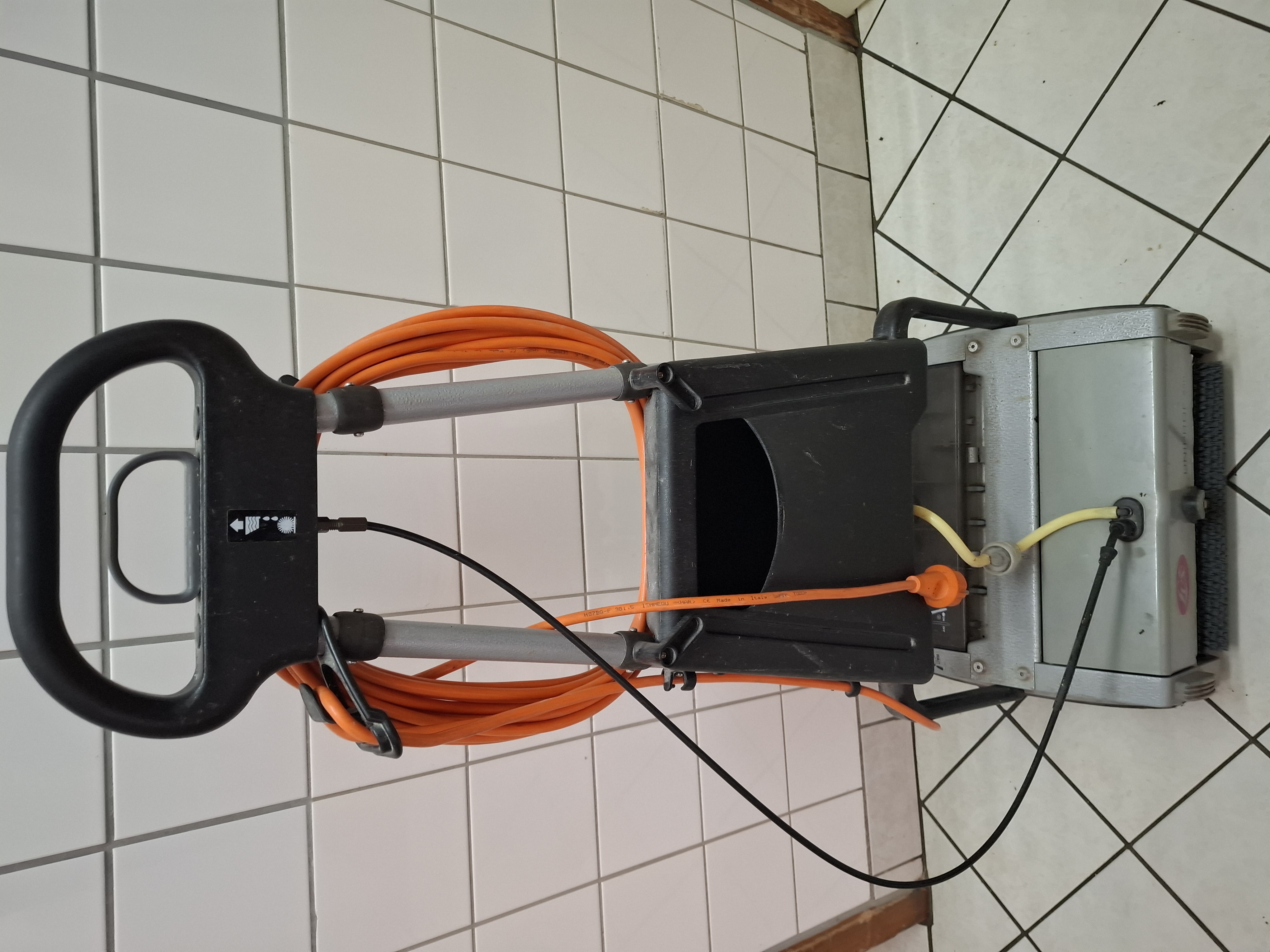 Reinigungsmaschine Unipro 340