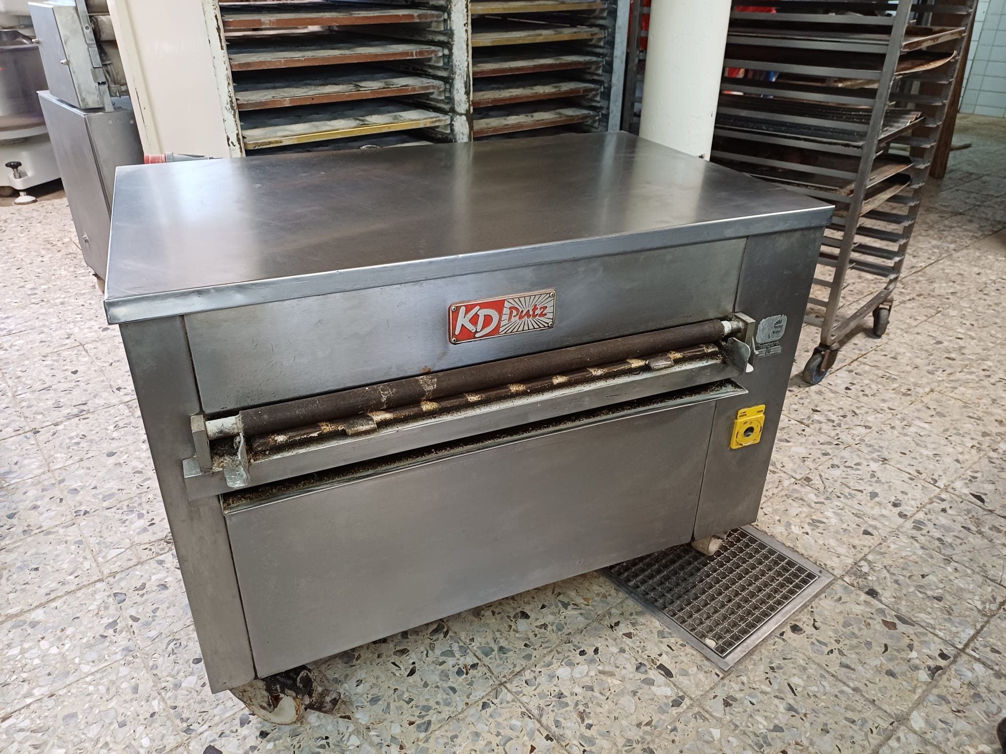 Blechputzmaschine