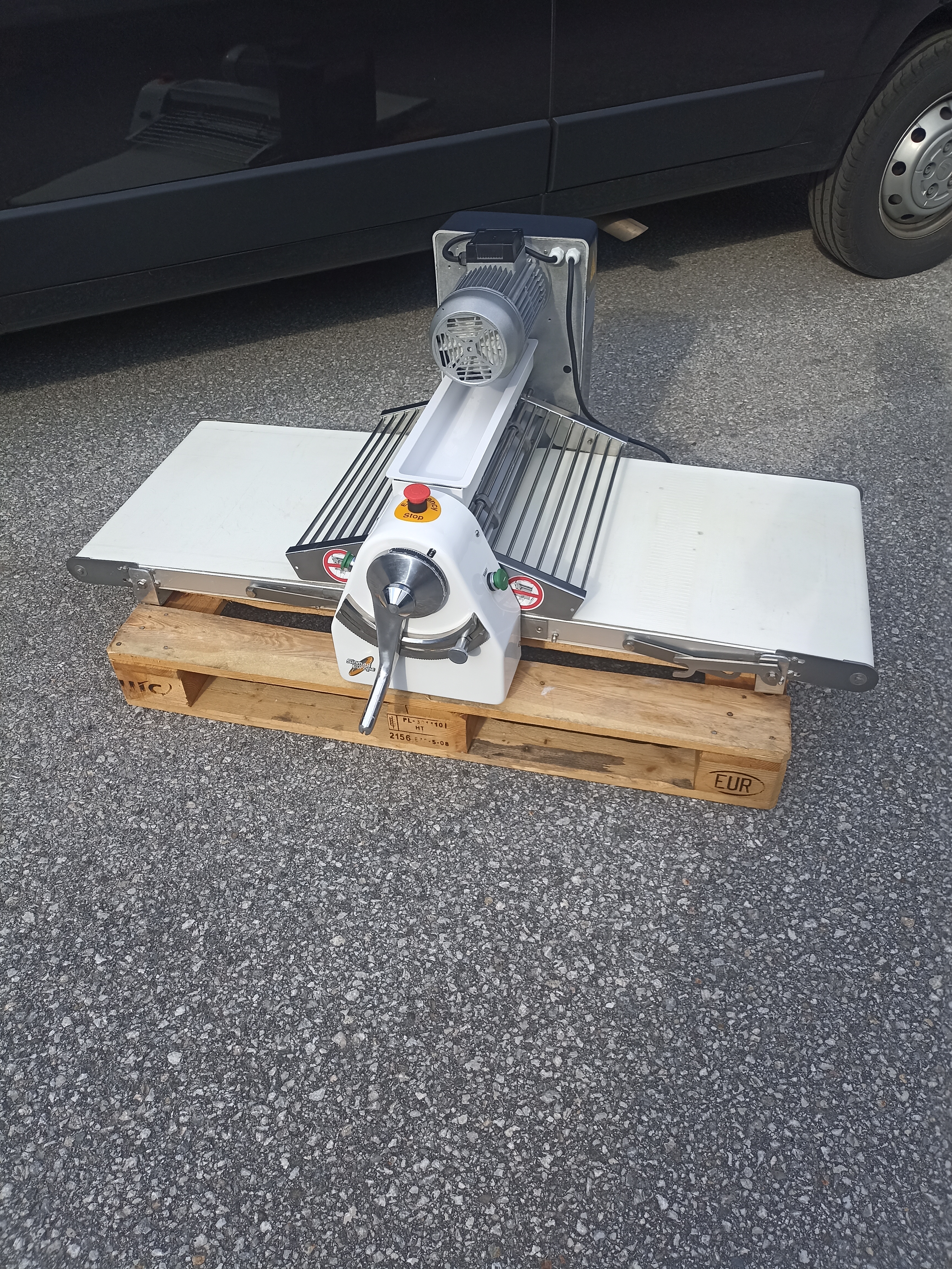 Teigausrollmaschine BJ 2023 Tischgerät