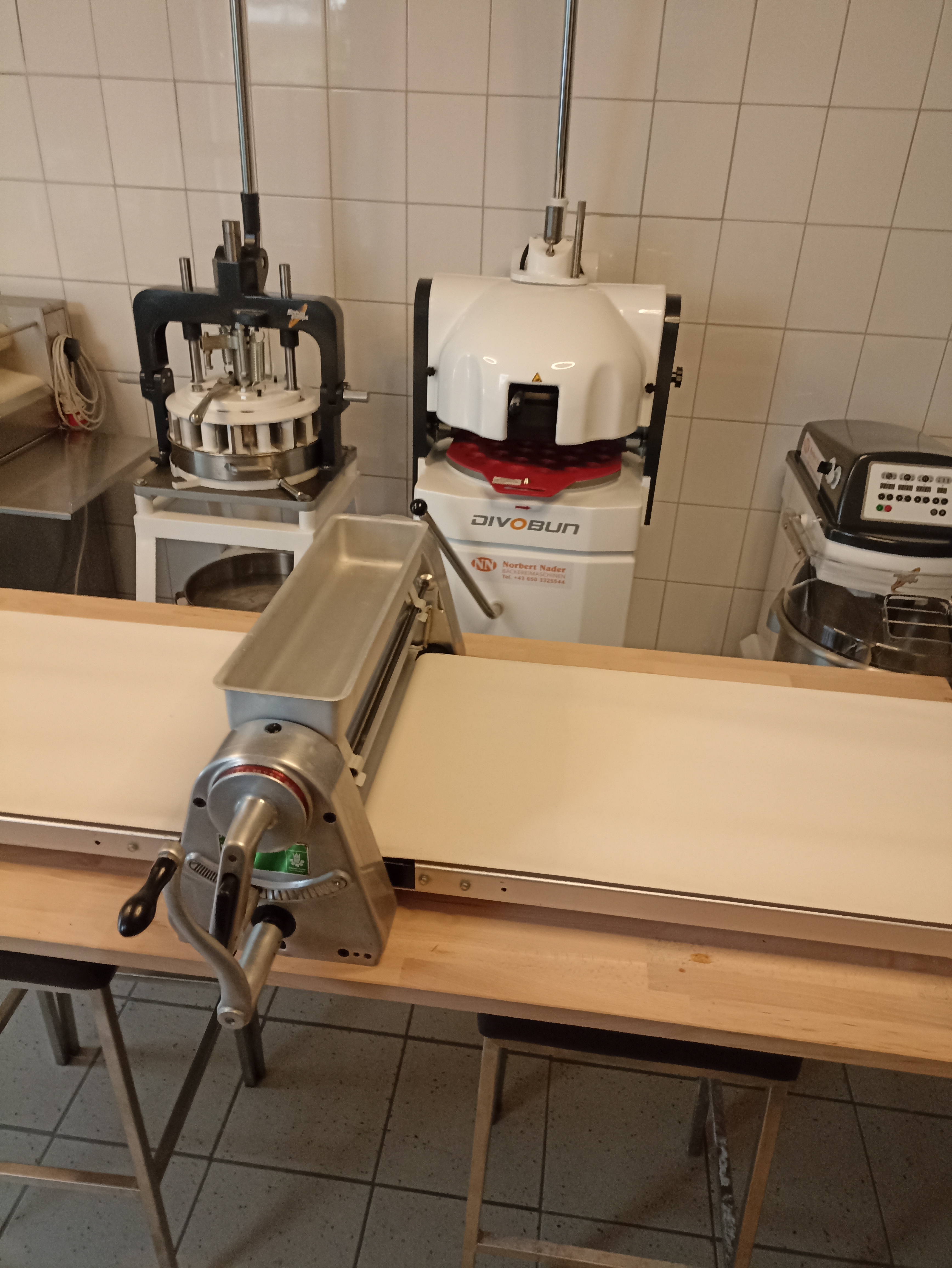 Teigausrollmaschine mechanisch Neue Bänder